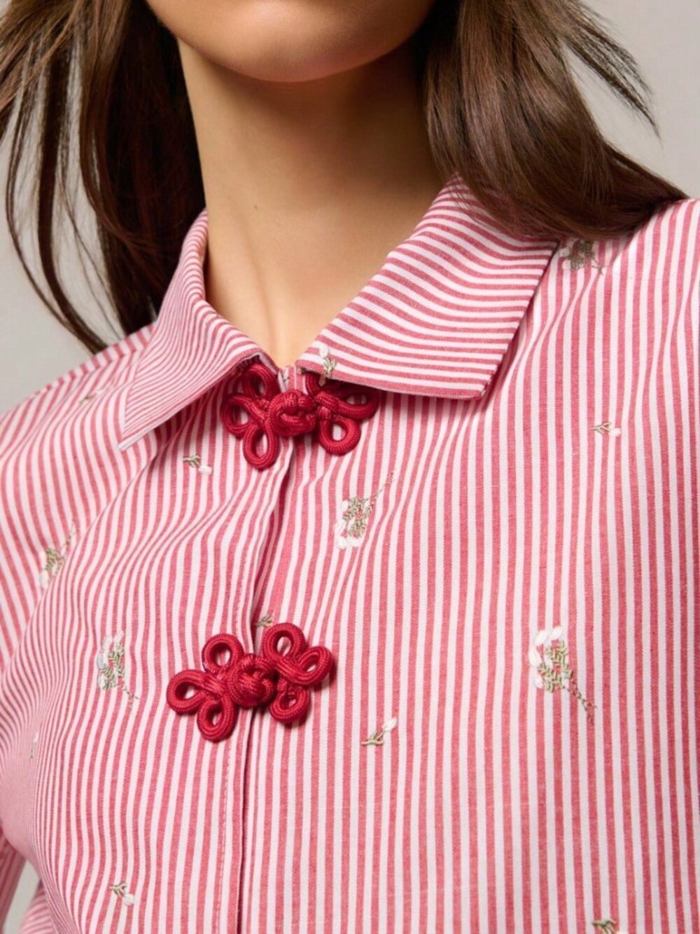 Red Casual Women's Loose Blouse with Front Buttons - Picture 5 of 6